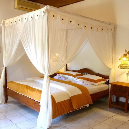 Lovina Palace Ngoại thất bức ảnh