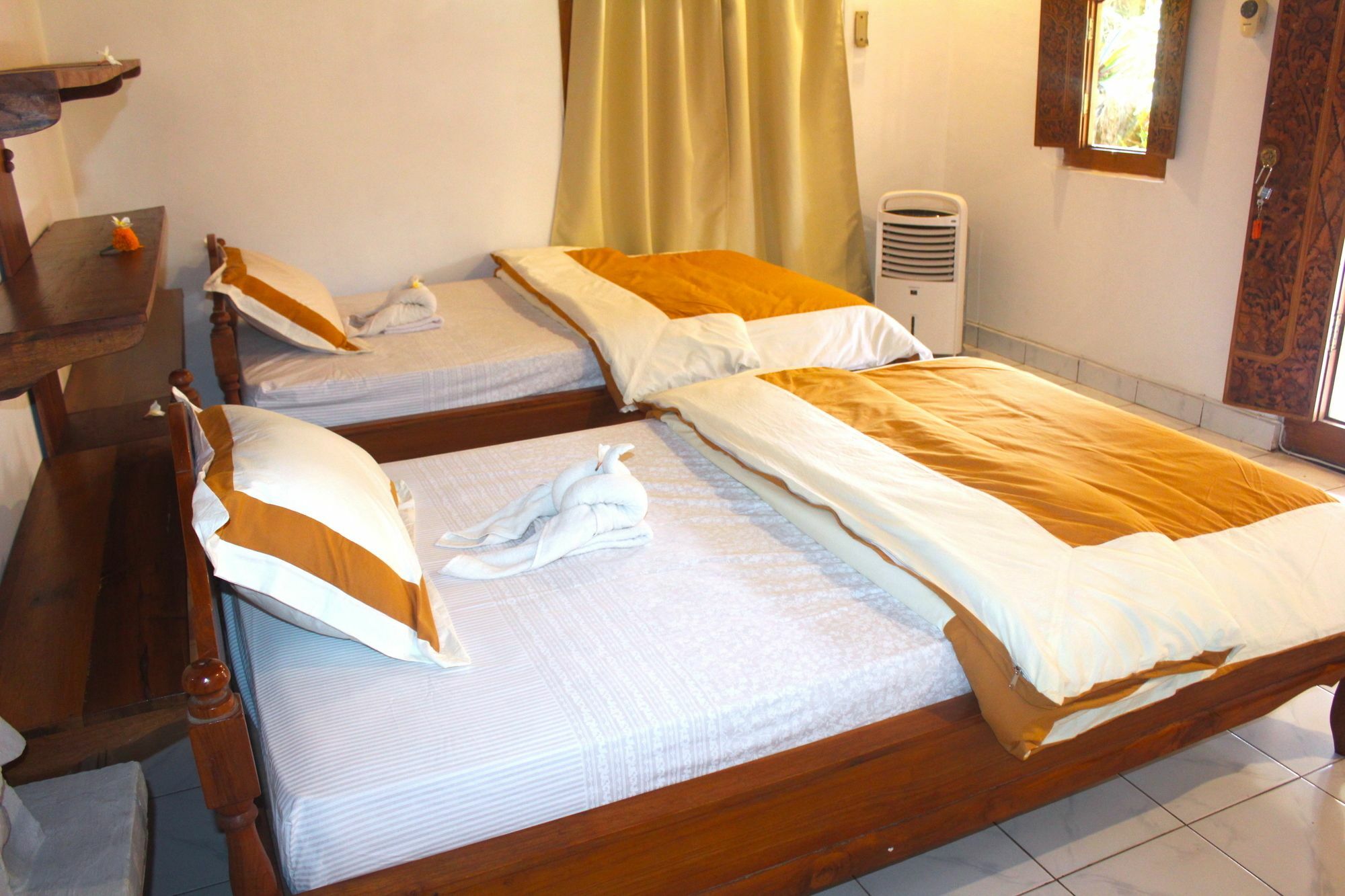 Lovina Palace Ngoại thất bức ảnh
