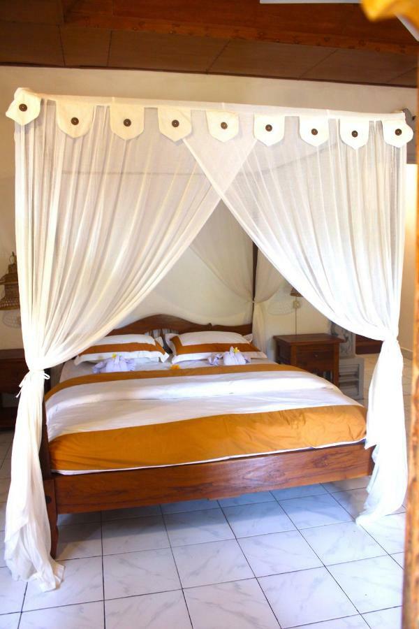Lovina Palace Ngoại thất bức ảnh