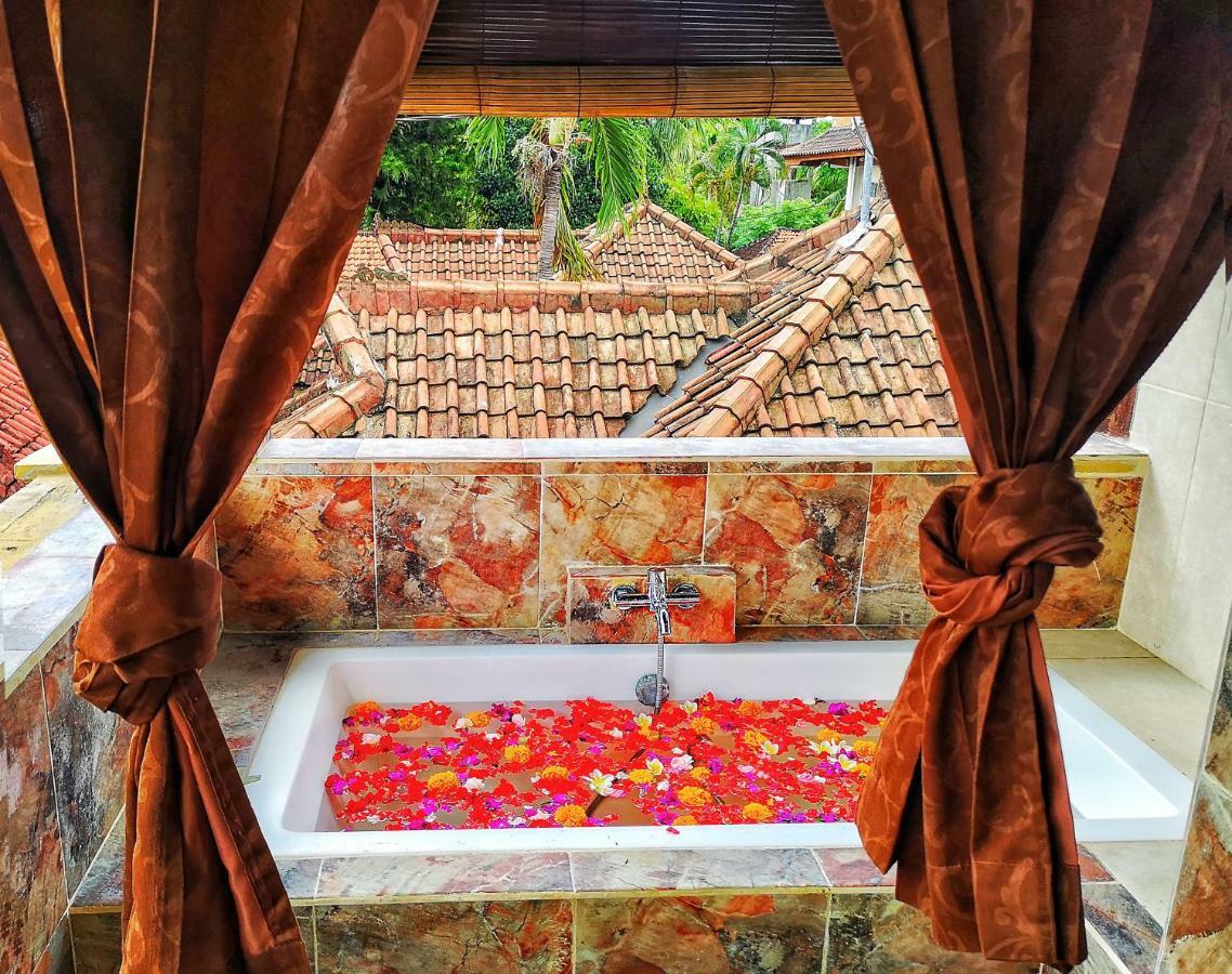 Lovina Palace Ngoại thất bức ảnh