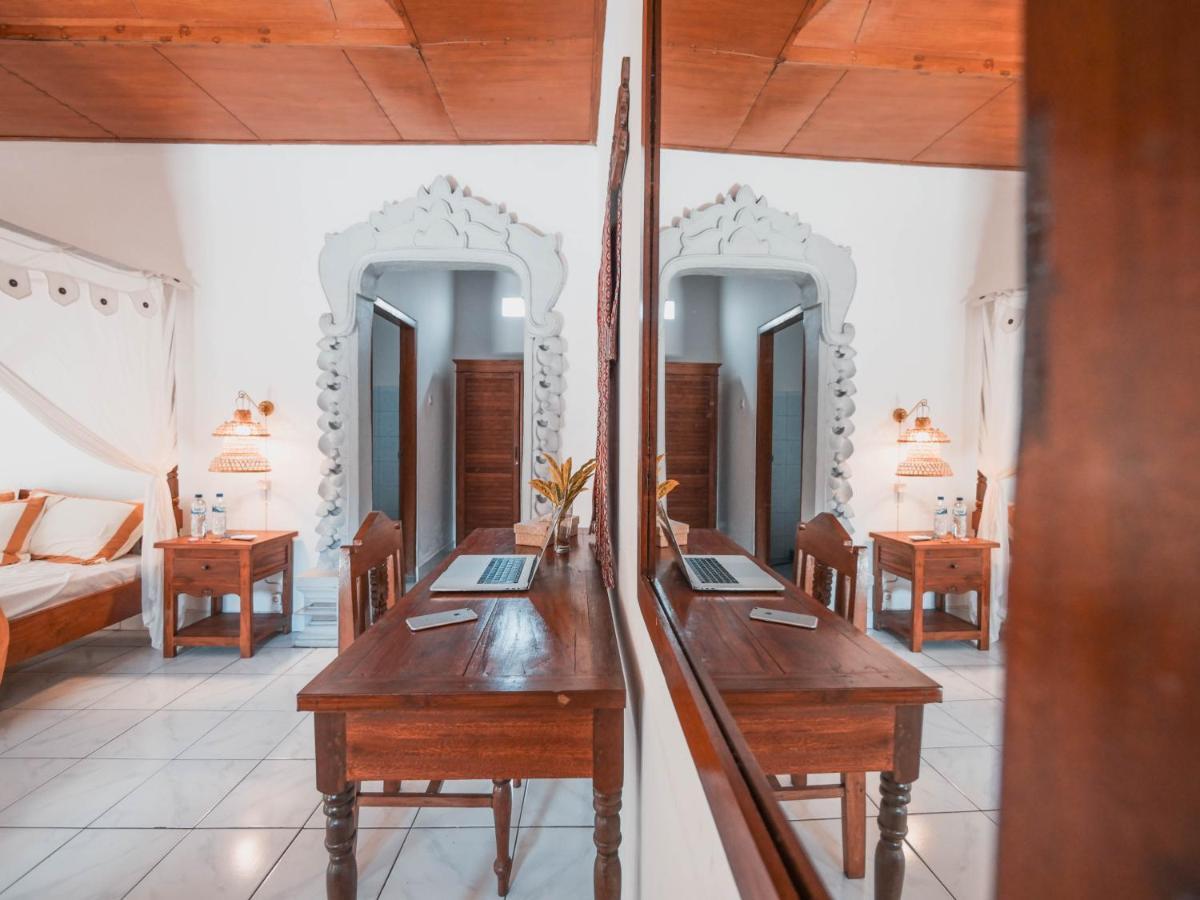 Lovina Palace Ngoại thất bức ảnh