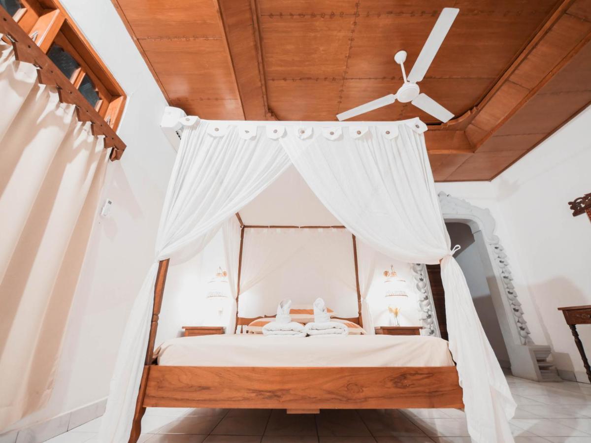 Lovina Palace Ngoại thất bức ảnh