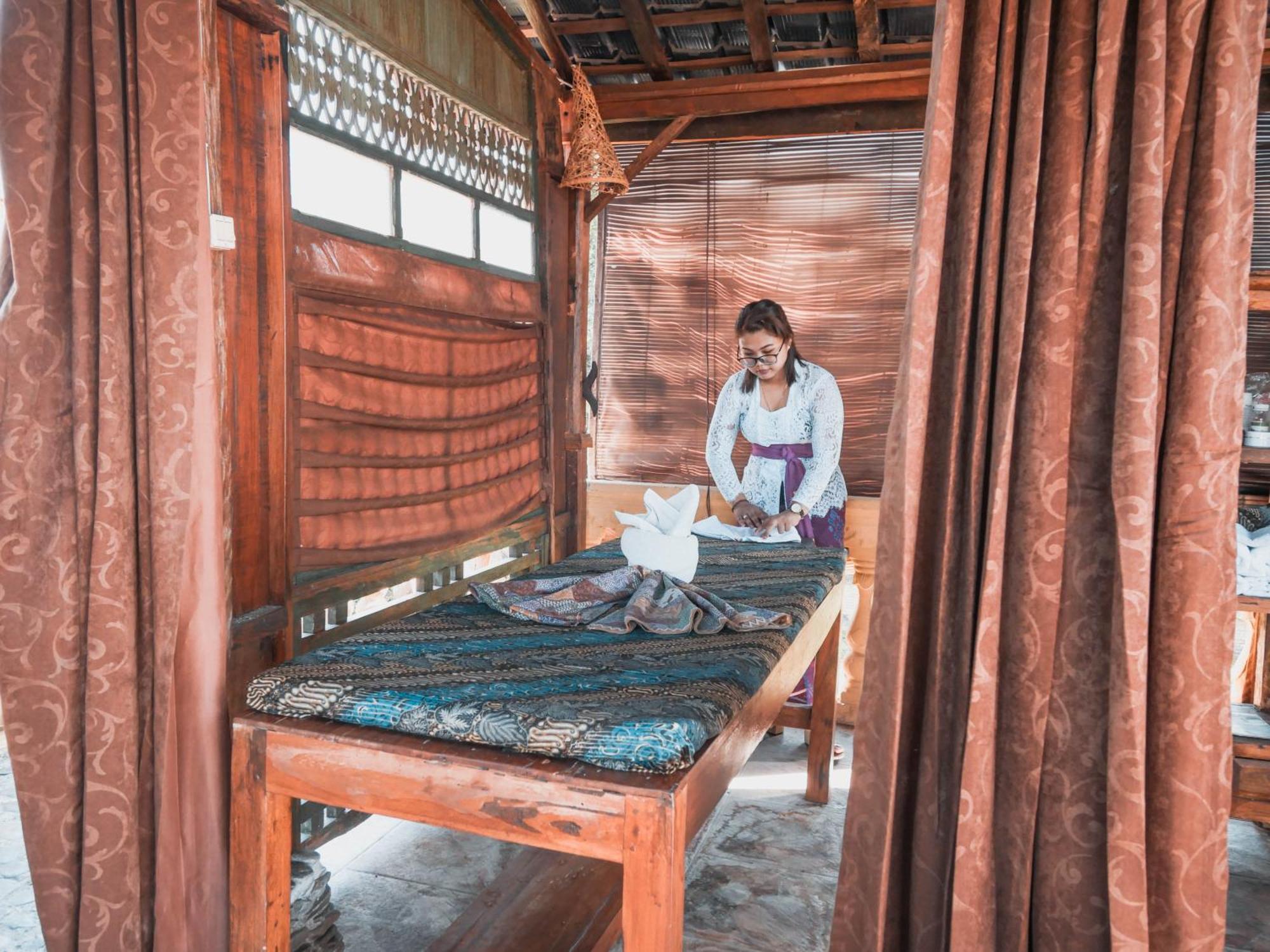 Lovina Palace Ngoại thất bức ảnh